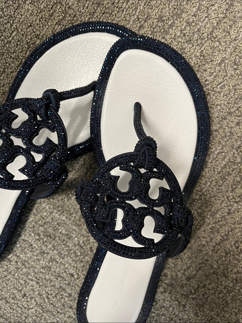 Tory Burch Navy rhinestone Miller Thong Sandals with White Footbed. VG condition